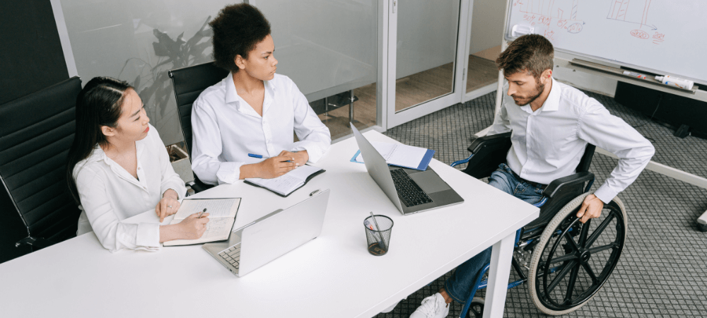 Personne en situation de handicap au travail
